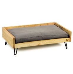 Designed By Lotte Hondenmand Turana Bruin